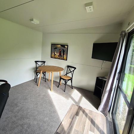 Tiny Home @ Matai Huka Paraparaumu Ngoại thất bức ảnh